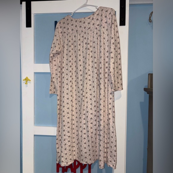 Croft & Barrow Pink Floral Nightgown - Picture 4 of 6